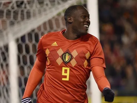 Kỷ lục của Lukaku bị hủy vì lỗi thay người ngớ ngẩn