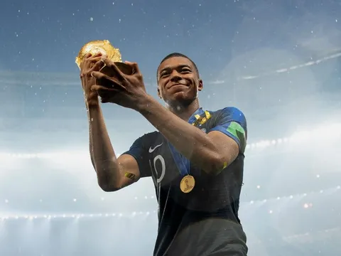 Kylian Mbappe: Lựa chọn an toàn cho Ballon d’Or?