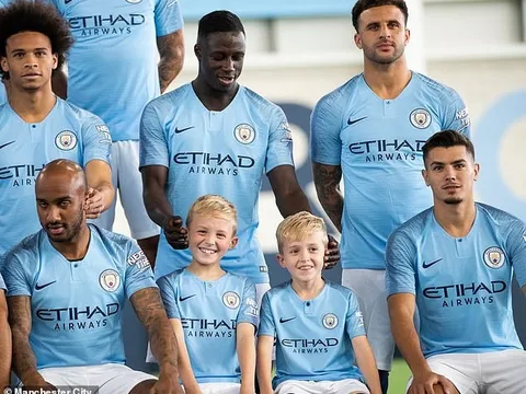 'Lá bài tẩy' trở lại, mang tin vui đến cho Man City