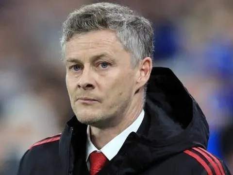 Lãnh đạo Man Utd 'ép' Solskjaer phải bán thì mới được mua