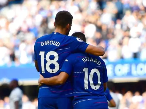 Lập hattrick, Hazard chọn người đá cặp hoàn hảo giữa Giroud và Morata
