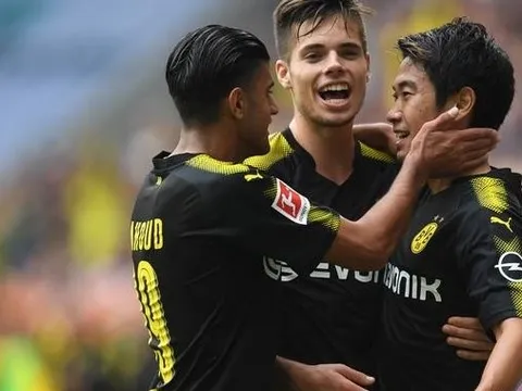 Lập siêu phẩm, cựu sao Man Utd đi vào lịch sử Bundesliga