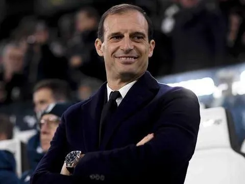 Allegri khen hàng thủ để 'dìm' Mandzukic?