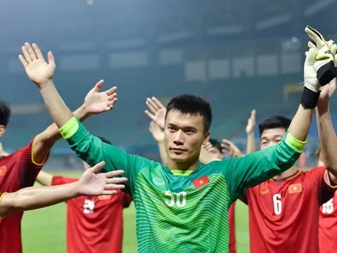 Bùi Tiến Dũng sẽ là lựa chọn hợp lý hơn so với Đặng Văn Lâm?