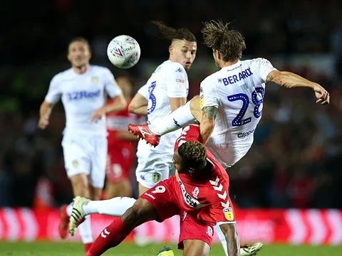 Leeds của 'phù thủy' Bielsa lại bất bại, tiếp tục ngự trị trên đỉnh