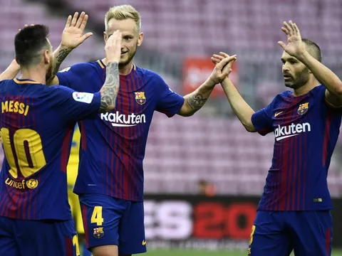 Leo Messi rực sáng giúp Barca thắng trận thứ 9 liên tiếp