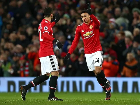 Lingard lên tiếng muộn màng, Man Utd thoát thua trước Burnley
