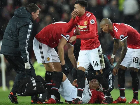 Lingard phát hoảng với chấn thương đầu của Rojo