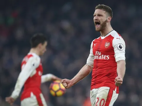 Shkodran Mustafi: Kẻ núp phía sau ánh hào quang