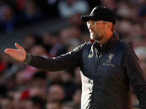 Liverpool đại thắng, Klopp vẫn bị chỉ trích vì quá chậm chạp