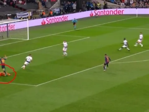 Lloris nhận đủ 'gạch đá' sau bàn thắng của Coutinho