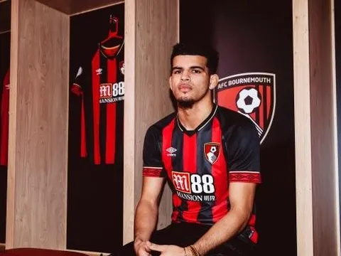 Lộ mức giá thực cực lời khi Liverpool bán Solanke