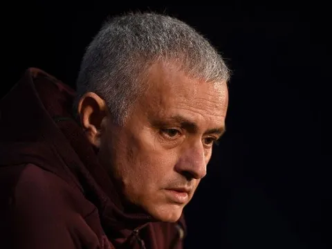 Lộ số tiền Mourinho phải chi cho 895 ngày sống ở Manchester