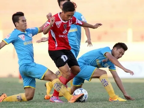 Dẫn trước 2 bàn, Long An vẫn không thể thắng Sanna Khánh Hòa