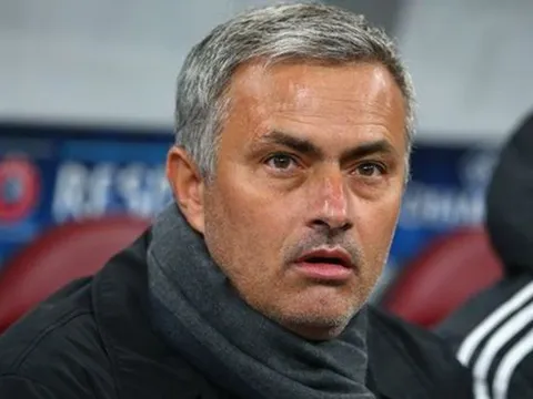 Lựa chọn sáng suốt cho Mourinho? Chẳng phải Godin hay Alderweireld