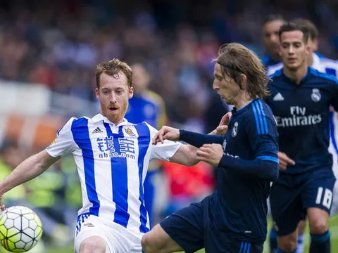 Luka Modric chơi tuyệt hay trước Real Sociedad