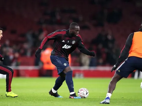 Man Utd hòa Burnley, một cái tên bị đem ra chỉ trích