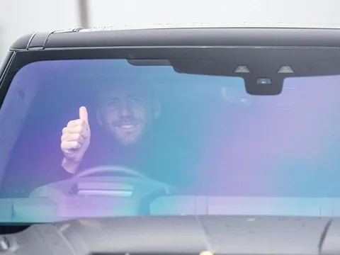 Luke Shaw mang tin cực vui tới Man Utd trước trận đấu ở Champions League