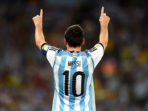 Messi và tuyển Argentina: Hay là treo mãi áo số 10?