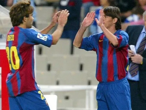 14 năm, Messi vẫn ở đó, mặc Ronaldo đến rồi đi