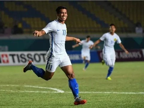 Cầu thủ Malaysia thanh minh sau lần giơ 'ngón tay thối' ở Mỹ Đình