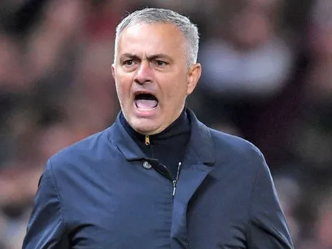 "Man City, Liverpool, Chelsea đều rất mạnh và thật khó để M.U cạnh tranh"