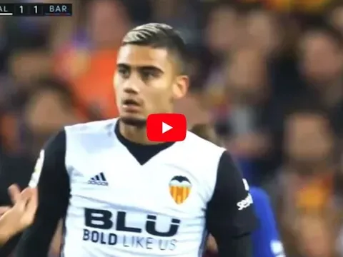 Màn trình diễn của Andreas Pereira vs Barcelona