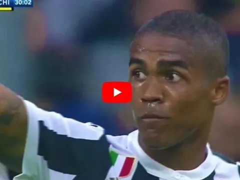 Màn trình diễn của Douglas Costa vs Chievo Verona