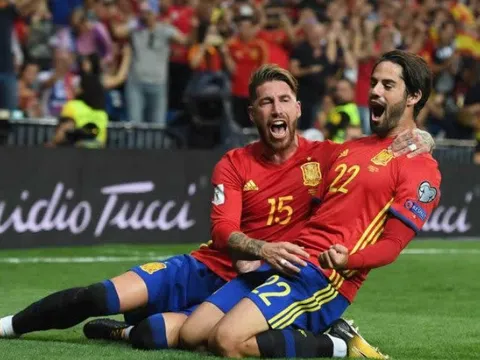 Màn trình diễn của Sergio Ramos vs Italia
