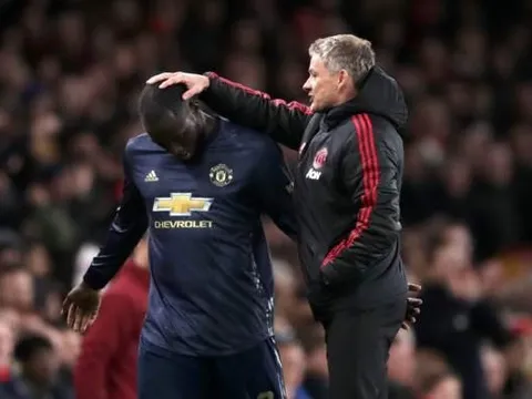 Man Utd đại thắng, Romelu Lukaku bỗng hóa "Andres Iniesku" trong mắt fan