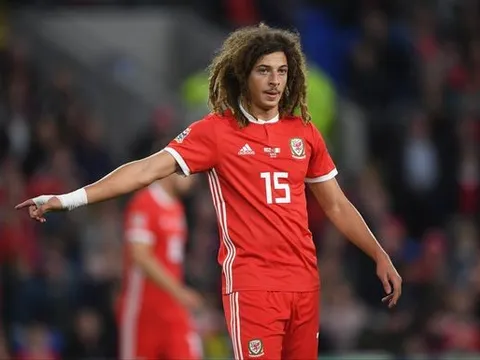 Man Utd mất 'ngọc quý' xứ Wales về tay Chelsea ra sao?