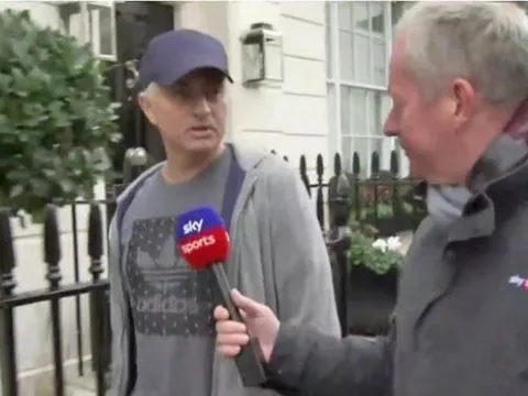 NHM Man Utd sẽ không tin cử chỉ tuyệt vời của Mourinho sau khi bị sa thải