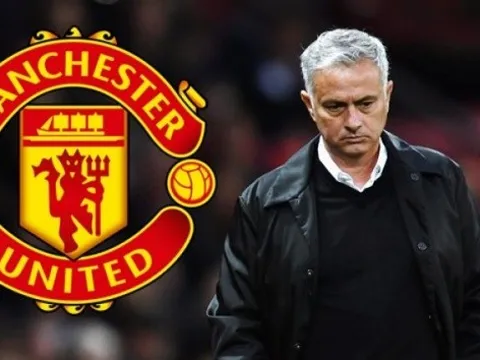 Man Utd thắng một trận đấu, nhưng Mourinho thắng một trận chiến!