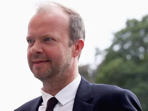 Xong! Ed Woodward gật đầu, Mourinho háo hức đón tân binh