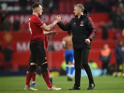 'Man Utd vẫn chưa làm được gì cả'