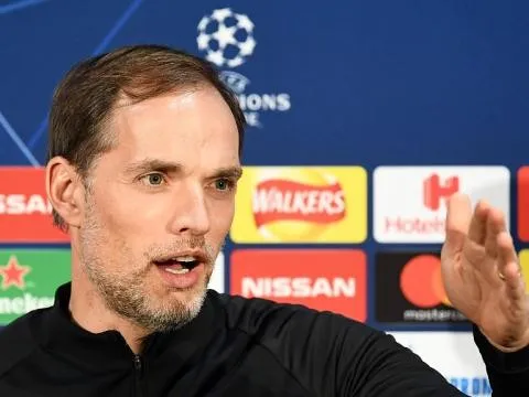 'Đối đầu với Man Utd lúc này thật khó cho chúng tôi!'