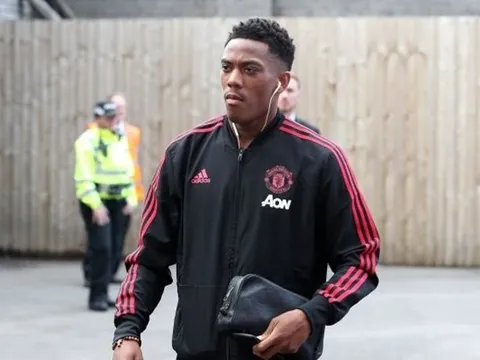 Juventus chờ thời, săn sao Man Utd với giá miễn phí