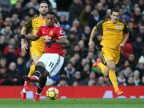 Real Madrid gây sốc với Martial