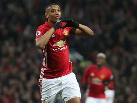 Anthony Martial hay nhất Man United tháng Chín