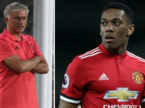 "Martial xứng đáng được nhận tình thương của Mourinho"