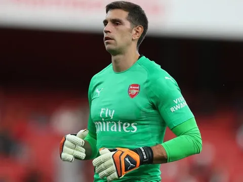 CHÍNH THỨC: Arsenal chia tay cầu thủ đầu tiên trong tháng Giêng