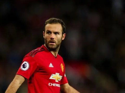 Mata chỉ bí quyết đánh bại Chelsea cho Mourinho