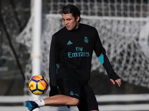 Mateo Kovacic trở lại sân tập Real Madrid