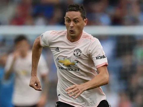 Matic phá vỡ sự im lặng sau thẻ đỏ tai hại