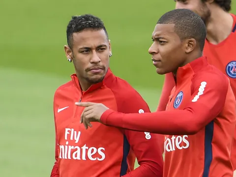 Mbappe được điền tên, sẵn sàng ra mắt PSG