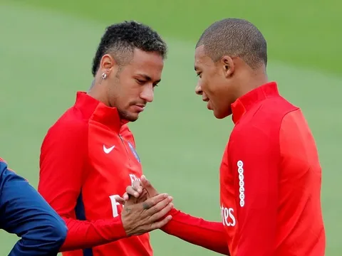 Mbappe kết thân Neymar ở buổi tập đầu tại PSG