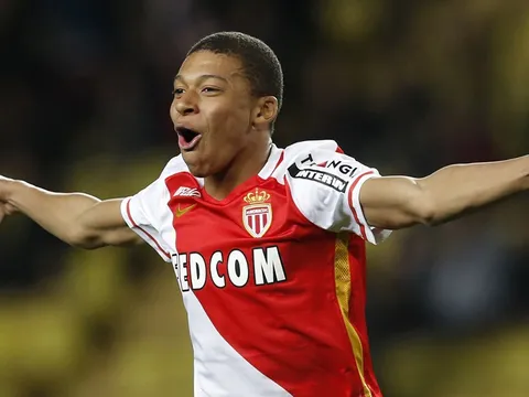Mbappe phá kỷ lục sau khi nhận đề cử Quả bóng vàng