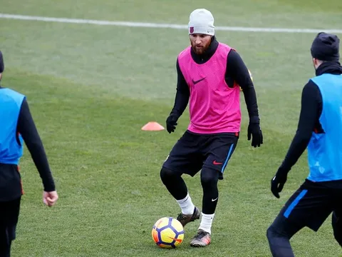 Messi chỉnh thước ngắm, chờ bắn hạ Real Madrid