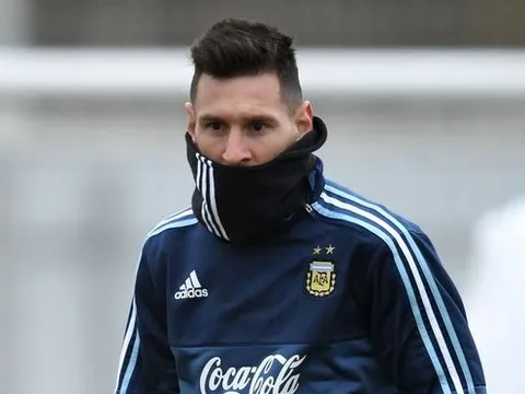 Messi được Argentina cho phép trở lại Barcelona sớm