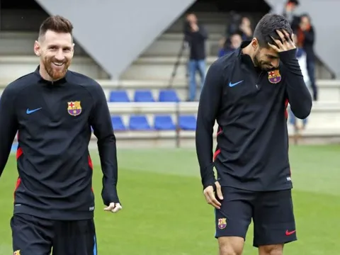 Messi hào hứng bước vào sân tập, chuẩn bị lên đường chiến Getafe